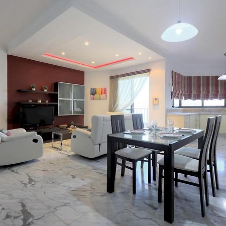 Is-Sellum Beachfront 2 Bedroom Holiday Home מראה חיצוני תמונה